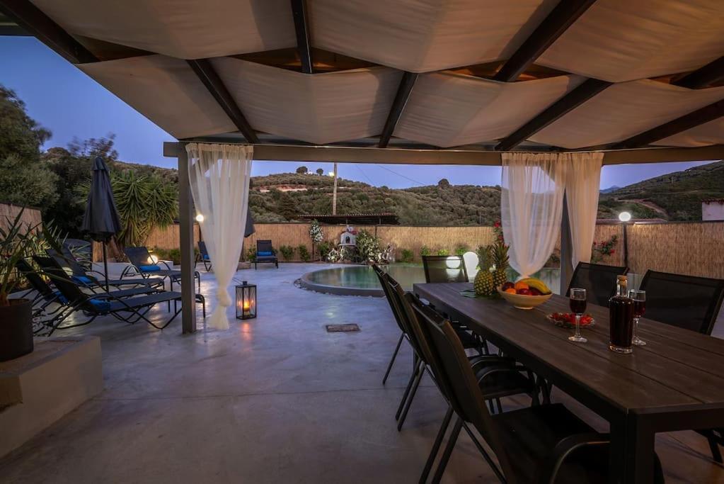 Casa Del Miele, Private Pool, Bbq, Mountain View. Villa Alikianos Екстериор снимка