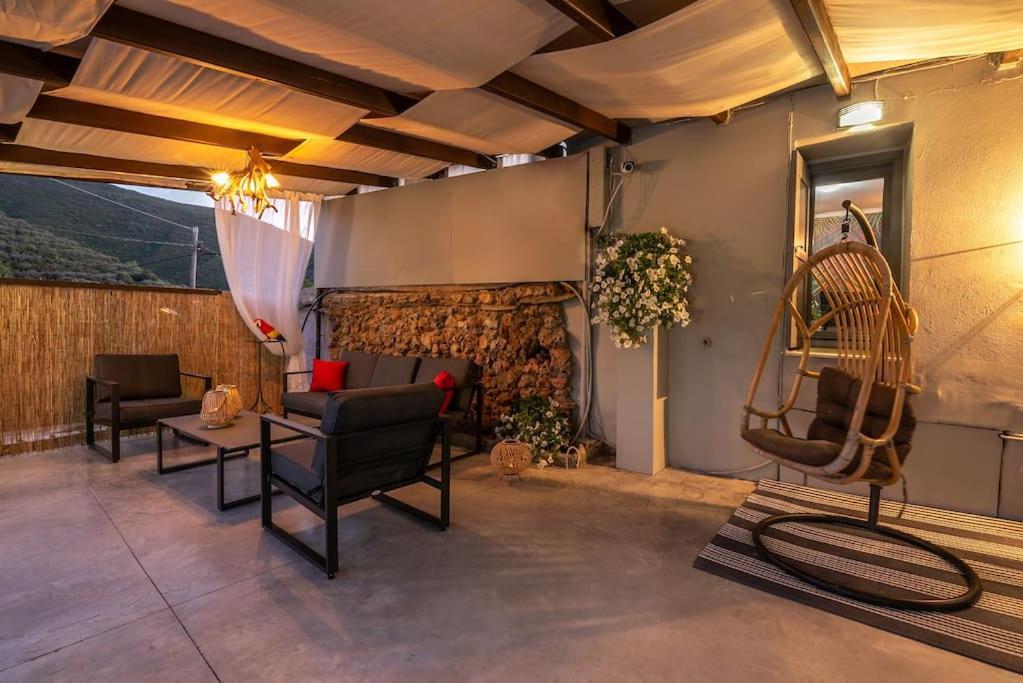 Casa Del Miele, Private Pool, Bbq, Mountain View. Villa Alikianos Екстериор снимка