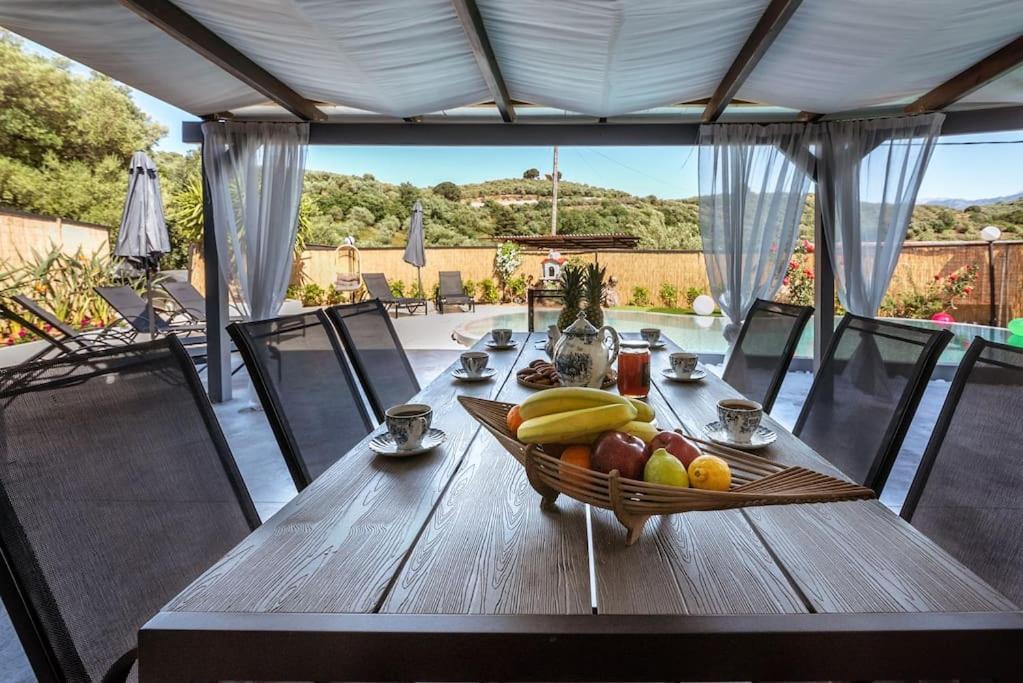 Casa Del Miele, Private Pool, Bbq, Mountain View. Villa Alikianos Екстериор снимка